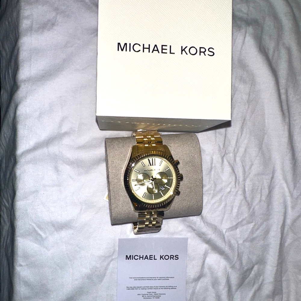 Brand new Michael kors watch